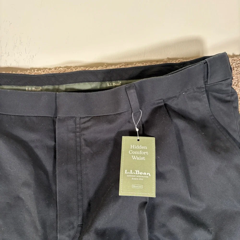 LL Bean Mens Comfort Waist Pleated Chino Pants Navy Blue 42x34 262556